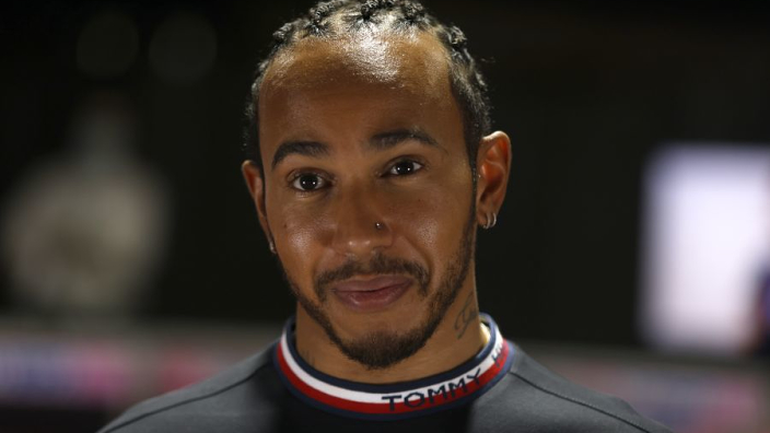 Precies één jaar geleden: Hamilton wint bizarre Grand Prix van Saoedi-Arabië